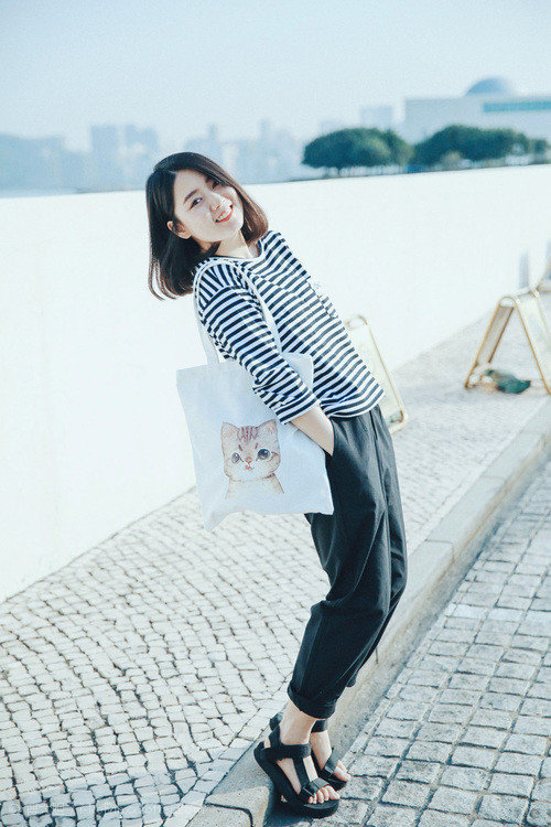 开云体育官网-冰与火之歌，冰岛绝杀中的集体大心脏，与拉什福德独舞的大舞台定律