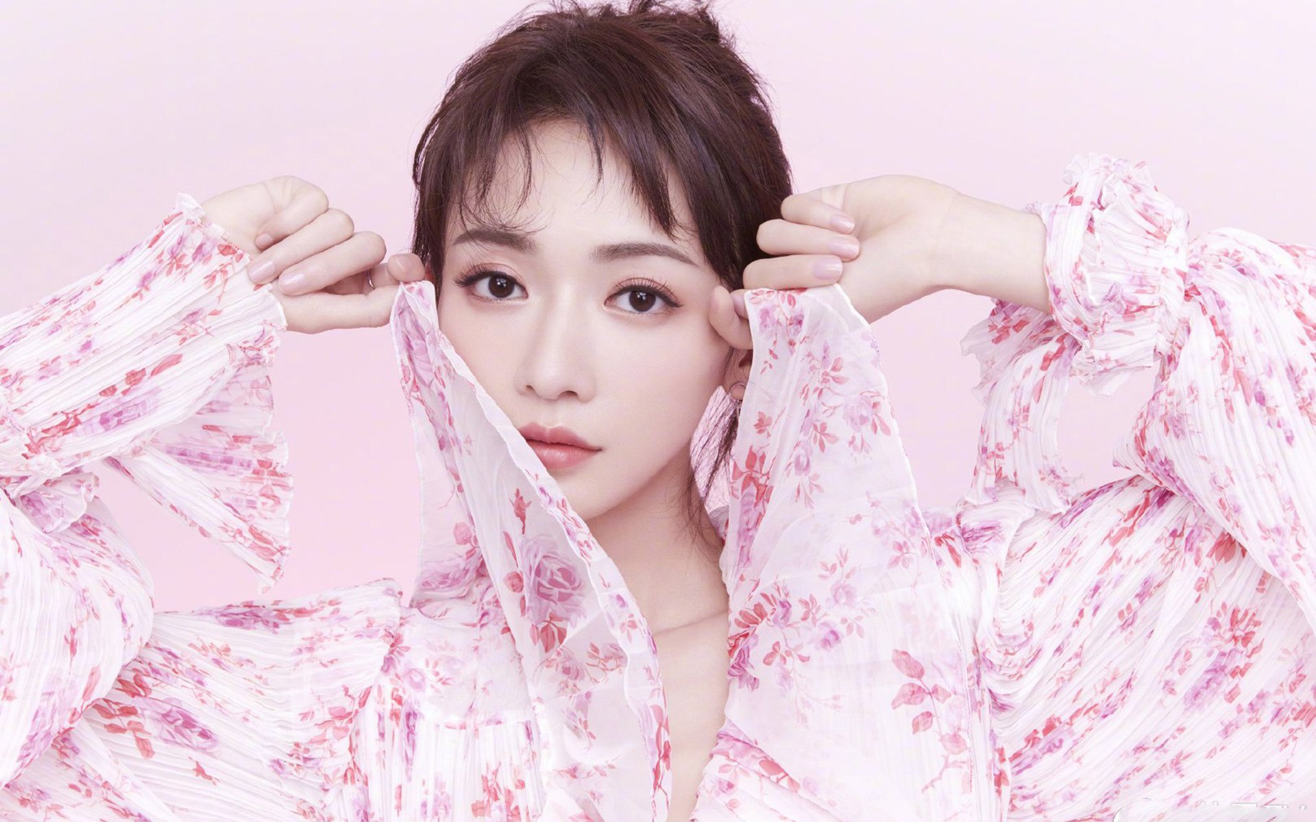 当东方巨龙遇见西方王者，詹姆斯冠军级表现助勇士险胜上海，一场定义篮球本质的较量