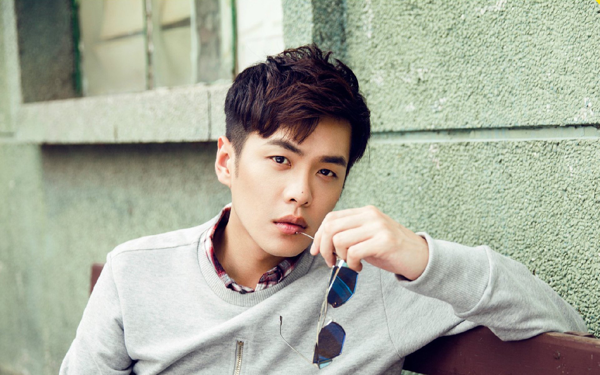 开云体育app-孤星与蓝黑审判夜，当哥伦比亚的百年孤独化作一剑封喉